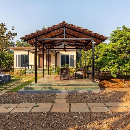 Saffronstays Apricus Farm, Karjat Buitenkant foto
