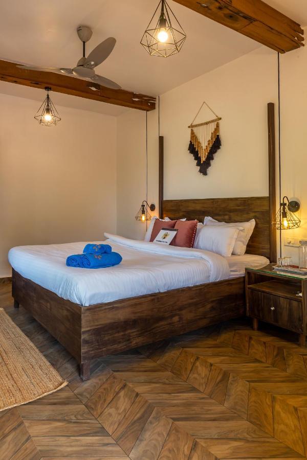 Saffronstays Apricus Farm, Karjat Buitenkant foto