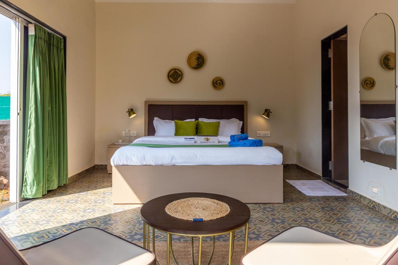 Saffronstays Apricus Farm, Karjat Buitenkant foto