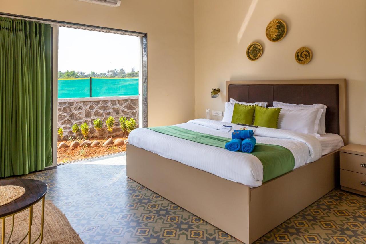 Saffronstays Apricus Farm, Karjat Buitenkant foto